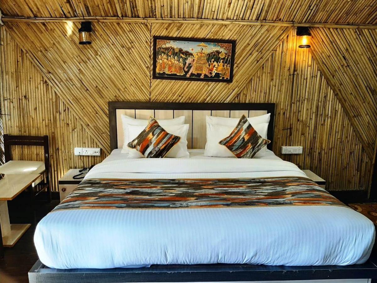 Hotel Bamboo Castle جايبور المظهر الخارجي الصورة